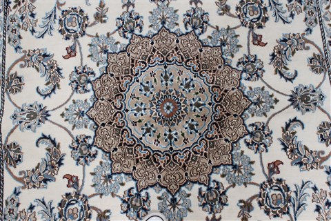 Nain Beige Hand Knotted 54 X 80 Area Rug 250-26900 Image 5