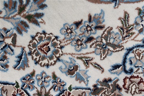 Nain Beige Hand Knotted 54 X 80 Area Rug 250-26900 Image 8