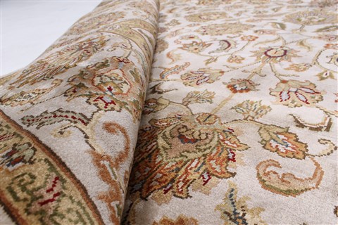 Kashmar Beige Hand Knotted 56 X 80 Area Rug 250-26906 Image 2