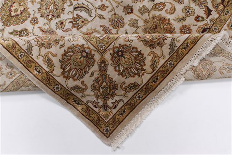 Kashmar Beige Hand Knotted 56 X 80 Area Rug 250-26906 Image 3