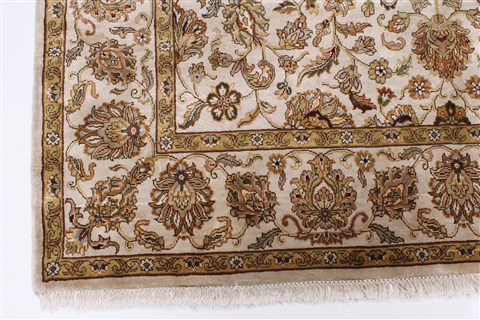 Kashmar Beige Hand Knotted 56 X 80 Area Rug 250-26906 Image 8