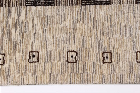 Gabbeh Beige Hand Knotted 57 X 75 Area Rug 250-26907 Image 5