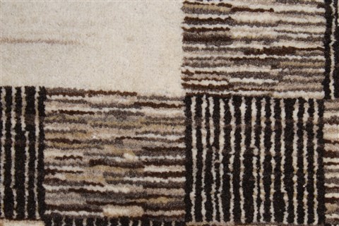 Gabbeh Beige Hand Knotted 57 X 75 Area Rug 250-26907 Image 9