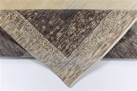 Gabbeh Beige Hand Knotted 56 X 76 Area Rug 250-26909 Image 1