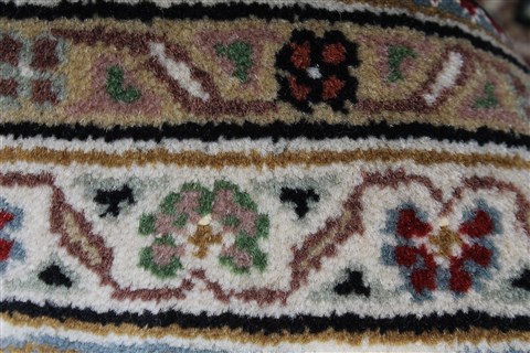 Mahi Beige Hand Knotted 57 X 83 Area Rug 250-26912 Image 11