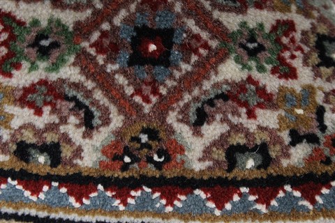 Mahi Beige Hand Knotted 57 X 83 Area Rug 250-26912 Image 12