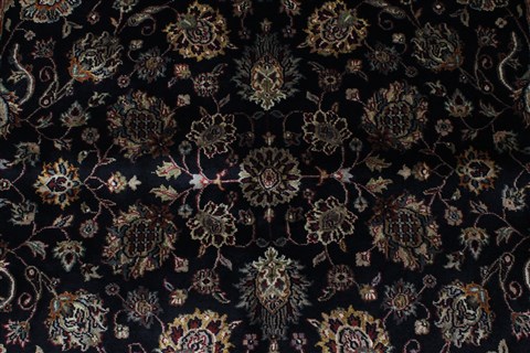 Kashan Brown Hand Knotted 52 X 83 Area Rug 250-26915 Image 7