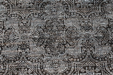 Modern Beige Hand Knotted 90 X 1111 Area Rug 250-26921 Image 2