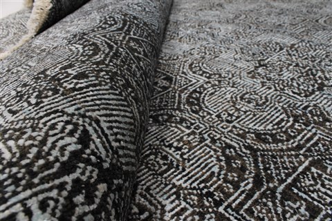 Modern Beige Hand Knotted 90 X 1111 Area Rug 250-26921 Image 9
