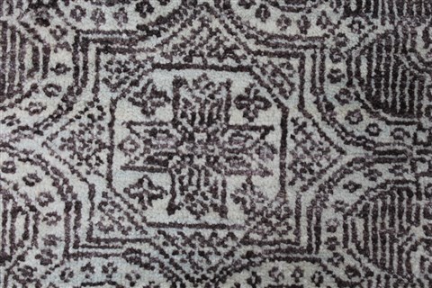 Modern Brown Hand Knotted 91 X 1111 Area Rug 250-26922 Image 8