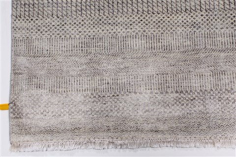 Modern Beige Hand Knotted 810 X 124 Area Rug 250-26925 Image 5