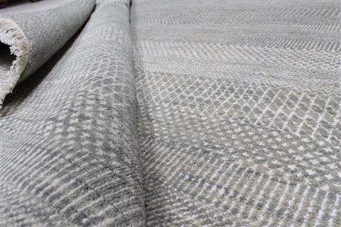 Modern Beige Hand Knotted 90 X 120 Area Rug 250-26926 Image 9