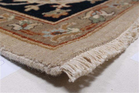 Serapi Beige Hand Knotted 81 X 911 Area Rug 250-26933 Image 6