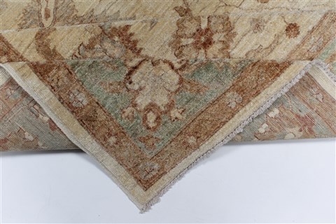 Pishavar Beige Hand Knotted 67 X 99 Area Rug 250-26934 Image 3