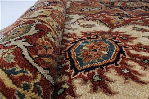 Serapi Brown Hand Knotted 61 X 810 Area Rug 250-26937 Image 11