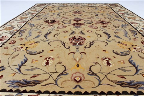 Isfahan Grey Hand Knotted 61 X 811 Area Rug 250-26940 Image 3