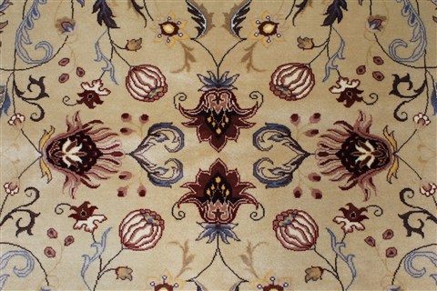 Isfahan Grey Hand Knotted 61 X 811 Area Rug 250-26940 Image 5