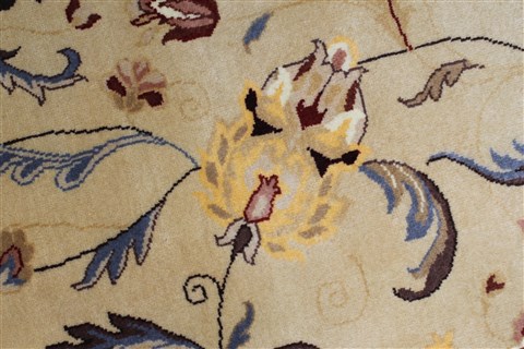 Isfahan Grey Hand Knotted 61 X 811 Area Rug 250-26940 Image 8