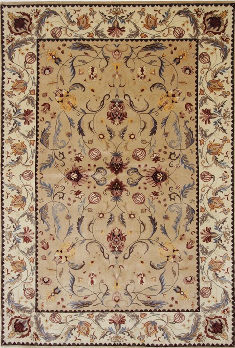 Isfahan Grey Hand Knotted 61 X 811 Area Rug 250-26940 Image 0
