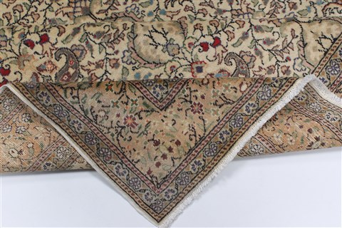 Kayseri Green Hand Knotted 66 X 94 Area Rug 250-26942 Image 1