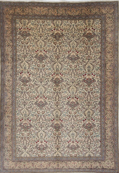 Kayseri Green Hand Knotted 66 X 94 Area Rug 250-26942 Image 0