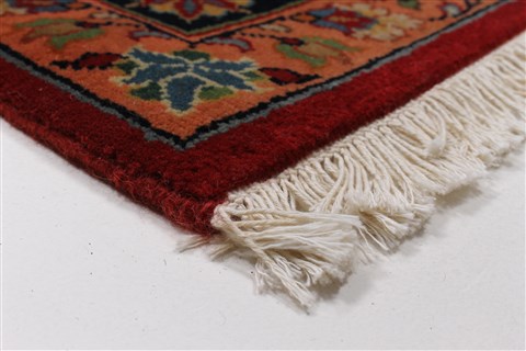 Sarouk Green Hand Knotted 61 X 811 Area Rug 250-26944 Image 8