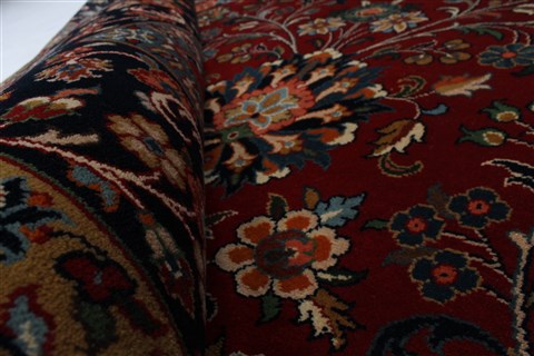 Sarouk Beige Hand Knotted 62 X 91 Area Rug 250-26951 Image 1