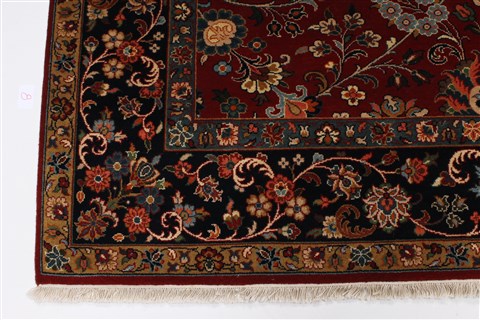 Sarouk Beige Hand Knotted 62 X 91 Area Rug 250-26951 Image 7