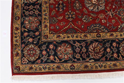 Isfahan Red Hand Knotted 60 X 811 Area Rug 250-26953 Image 7