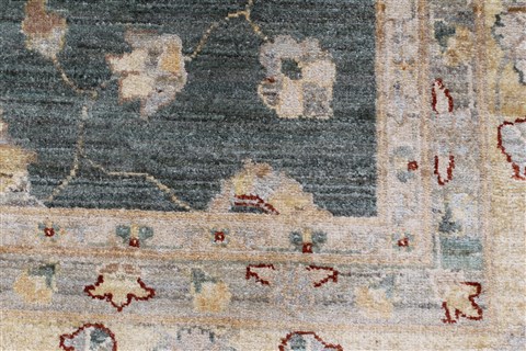 Pishavar Beige Hand Knotted 90 X 121 Area Rug 250-26958 Image 10