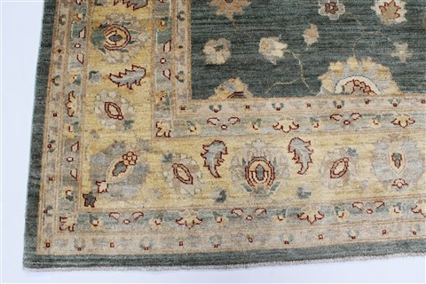 Pishavar Beige Hand Knotted 90 X 121 Area Rug 250-26958 Image 8