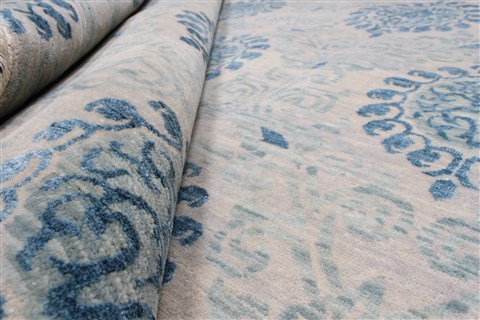 Modern Blue Hand Knotted 910 X 142 Area Rug 250-26960 Image 10