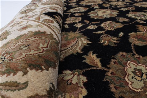 Kashan Brown Hand Knotted 62 X 93 Area Rug 250-26965 Image 5