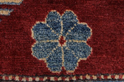 Kazak Red Hand Knotted 44 X 67 Area Rug 250-26997 Image 7