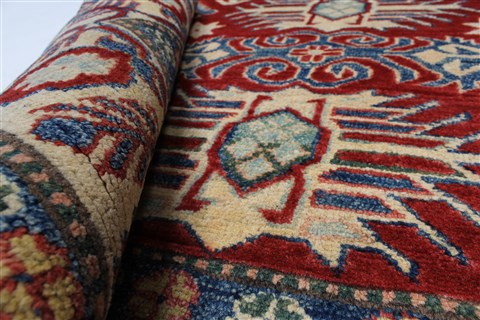 Kazak Red Hand Knotted 43 X 76 Area Rug 250-27001 Image 1