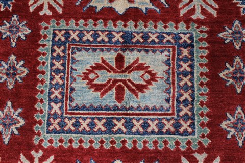 Kazak Red Hand Knotted 43 X 76 Area Rug 250-27001 Image 6