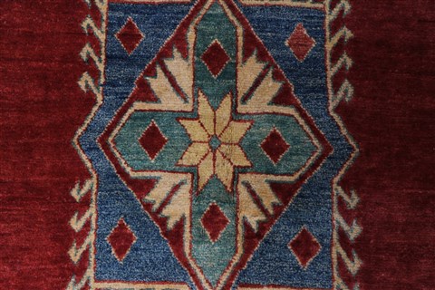Kazak Red Hand Knotted 41 X 70 Area Rug 250-27006 Image 5