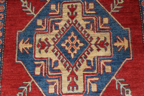 Kazak Red Hand Knotted 42 X 66 Area Rug 250-27012 Image 5