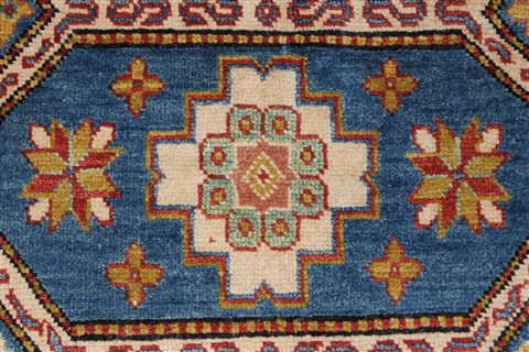 Kazak Blue Hand Knotted 41 X 68 Area Rug 250-27015 Image 5