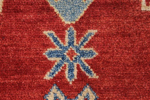 Kazak Red Hand Knotted 44 X 64 Area Rug 250-27016 Image 10