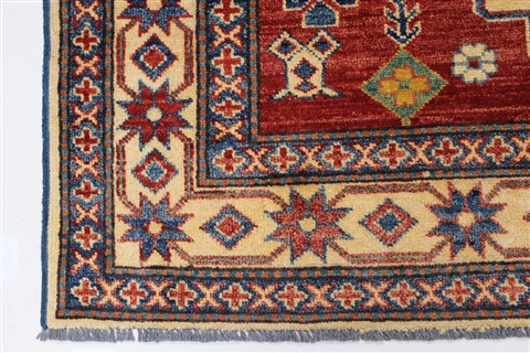 Kazak Beige Hand Knotted 45 X 610 Area Rug 250-27018 Image 5