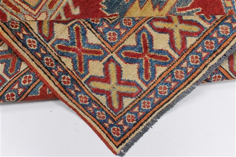 Kazak Beige Hand Knotted 44 X 68 Area Rug 250-27020 Image 2