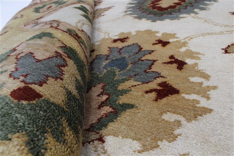 Chobi Beige Hand Knotted 54 X 74 Area Rug 250-27023 Image 1