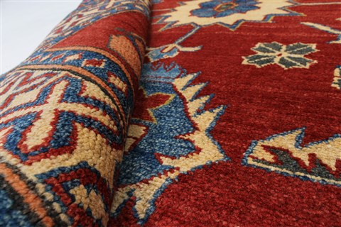 Kazak Red Hand Knotted 45 X 64 Area Rug 250-27032 Image 8