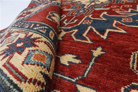 Kazak Red Hand Knotted 45 X 69 Area Rug 250-27035 Image 10