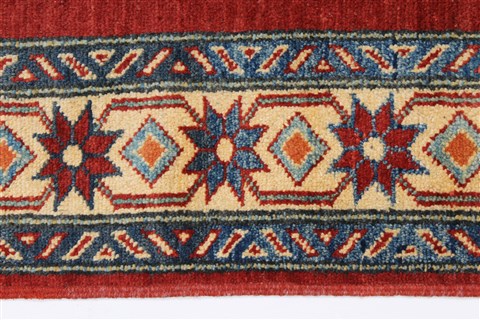 Kazak Red Hand Knotted 45 X 69 Area Rug 250-27035 Image 4