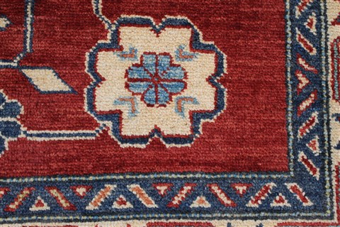 Kazak Red Hand Knotted 45 X 69 Area Rug 250-27035 Image 9