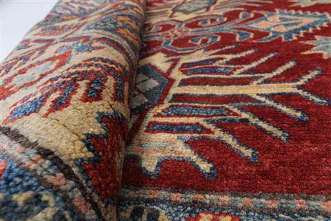 Kazak Red Hand Knotted 44 X 70 Area Rug 250-27048 Image 10