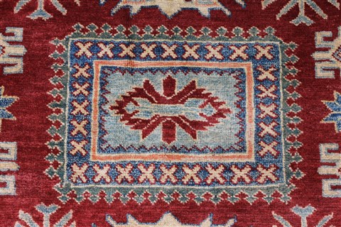Kazak Red Hand Knotted 44 X 70 Area Rug 250-27048 Image 5