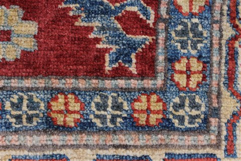 Kazak Red Hand Knotted 44 X 70 Area Rug 250-27048 Image 9